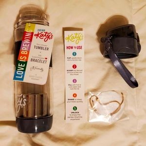 NWT Katy's Grey Tea Tumbler & 14kt Gold Dipped Heart Bracelet set